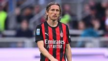 Modric renovó contrato con Milan por una temporada más
