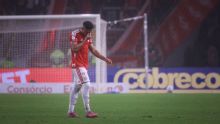 Zagueiro do Inter pode ser punido enquanto Gabriel Pec ficar fora? Saiba como será julgamento do STJD