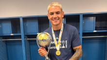 El "Toro" Fernández festejó un nuevo título con Cruz Azul