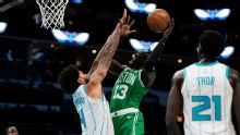 El ex NBA Wenyen Gabriel colabora con la ONU en favor de los refugiados