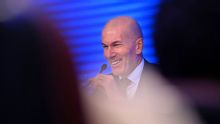 Zidane revela recusa a clubes da Europa por sonho de treinar a França: 'Era a única coisa que eu queria fazer'