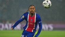 Liverpool prepara una oferta a PSG por Bradley Barcola, fuentes