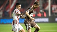 Instituto aguantó la arremetida final de Platense para su primer triunfo en el Clausura