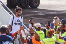 Vozinha llega este domingo a Chile para sumarse como nuego jugador de Colo Colo