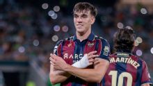 Real Madrid sign forward Carlos Espí from Levante