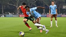 Barcelona sign teenage winger Jesse Bisiwu from Club Brugge