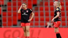 Twente Vrouwen baalt van blessures binnen selectie: "Voor ons kwam deze Supercup net even te vroeg"