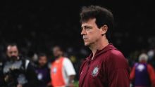 Corinthians: Diniz é denunciado no STJD por tapa em jogador do Athletico-PR e pode pegar gancho de até 3 jogos