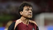Diniz nega derrota devido às substituições e torce por volta de Memphis: 'Espero que de tudo certo'
