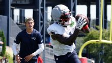 WR A.J. Brown shakes off dislocated thumb at Patriots' camp