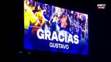Vélez vs. Independiente: Gustavo Quinteros recibió un reconocimiento en el Amalfitani