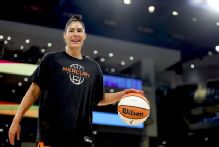 Kelsey Plum set for return, Mercury debut after 'crazy 48 hours'