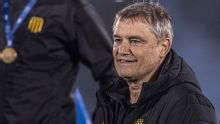 Diego Aguirre: "En el primer tiempo logramos resolverlo y eso nos dio cierta tranquilidad"