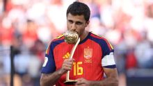 Barcelona considering Rodri move as Real Madrid transfer talks stall - sources