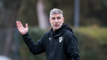 Platense presentó a Palermo, que pidió "imitar a la Selección Argentina"