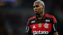 Flamengo vê oferta 'insultuosa' por Lorran e encerra negociação com time europeu