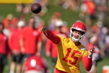 Reid: Mahomes unlikely to play in Chiefs' preseason opener