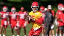 Mahomes se siente "genial", camino a ser titular en Semana 1