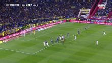 Valdes marcó un golazo de tiro libre para Vélez frente a Boca