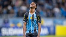 Gabriel Mec vai ser vendido? Luís Castro e vice explicam 'sumiço' de meia no Grêmio