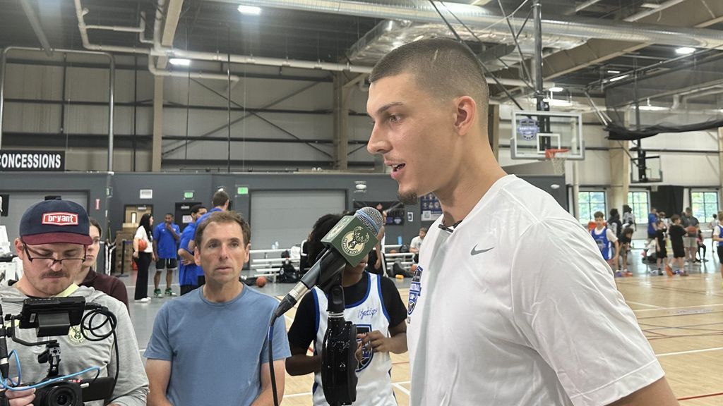 Herro focused on winning with Bucks, not contract
