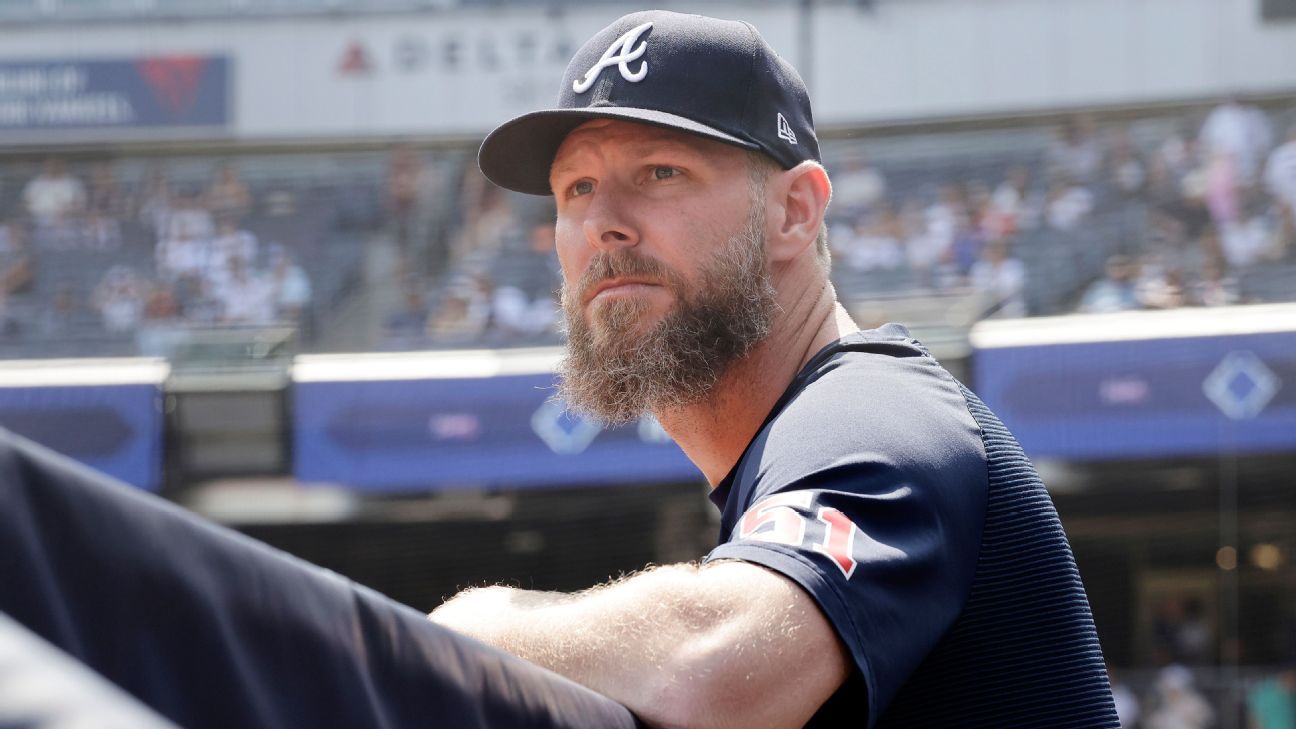 Chris Sale, expulsado antes del juego tras polémica por balk