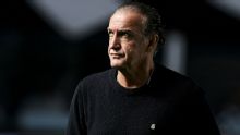 Cuca faz desabafo sobre transfer ban e diz que demissão 'não vai resolver os problemas do Santos'