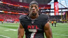 Fantasy football mock draft: Bijan and Gibbs at Picks 7 and 8? QBs dominate early in superflex
