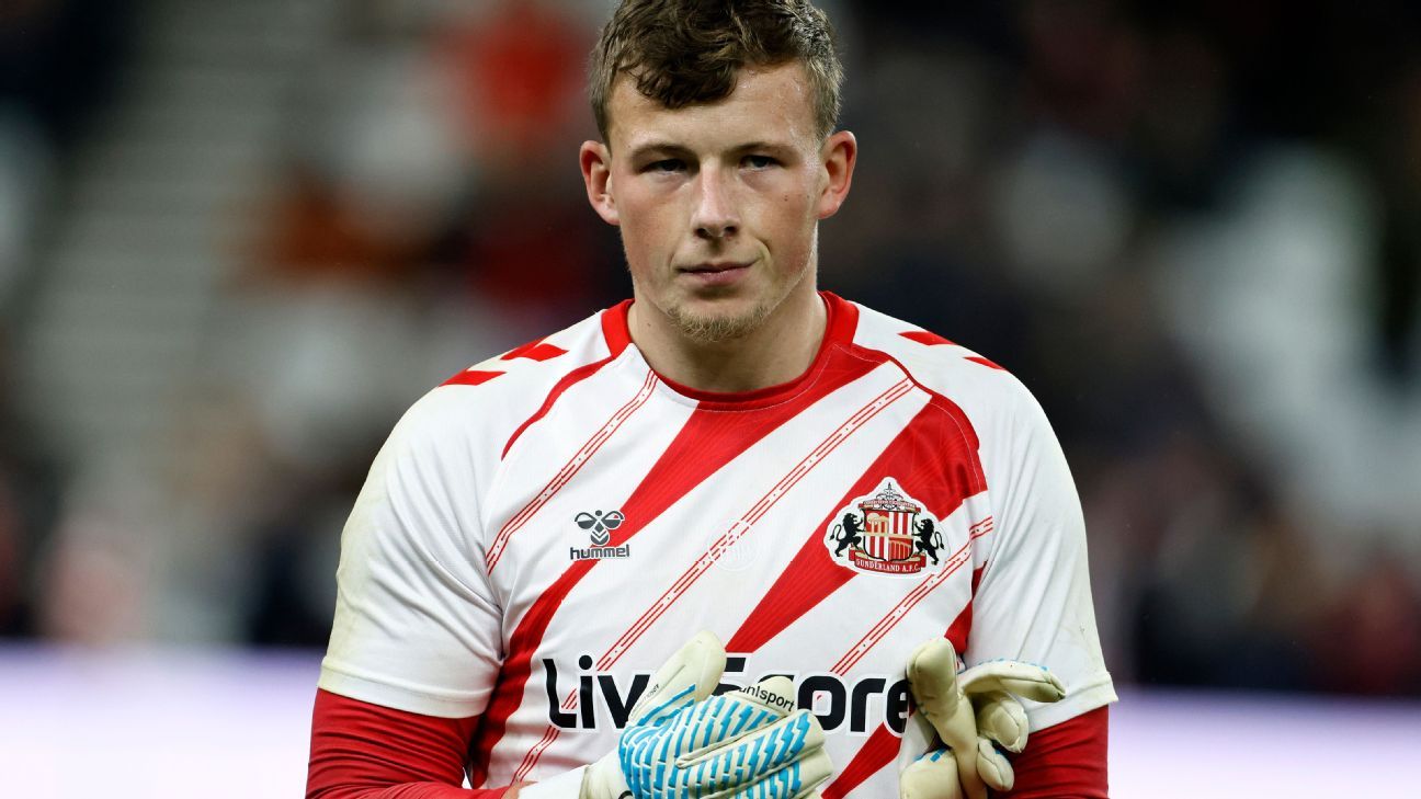 Wrexham Secure Record Agreement for Sunderland Goalkeeper Anthony Patterson