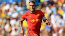Transfer rumors, news: Man United eye Leipzig left back Raum