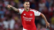Na estreia de Bruno Guimarães, Arsenal leva golaço, só empata com Como e encerra pré-temporada decepcionante