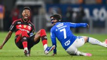 Renata Ruel diz que Matheus Henrique merecia vermelho por entrada em Bruno Henrique em Cruzeiro x Flamengo: 'Jogo brusco grave'