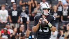 NFL pretemporada: Mendoza lanzó su primer pase de anotación