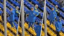 Ato racista: torcedor do Rosario Central é flagrado imitando macaco em direção a brasileiros