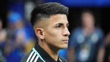 O feito histórico do River Plate com Almada após 'chapéu' no Flamengo e o que assistir no Disney+