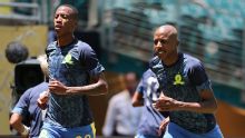 Kaizer Chiefs vs. Mamelodi Sundowns - Premiership Clash LIVE as it happens