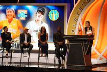 Basketball HOF class of 2026 honors women's hoops, NBA icons
