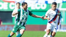 Em jogo de seis gols, Chapecoense e Bahia empatam e ampliam sequência sem vitória no Brasileirão