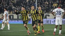 Peñarol sufrió, pero venció a Central Español y volvió a la cima de la Tabla Anual