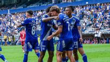 Terminó la mala racha: Con sufrimiento, Emelec venció a Técnico Universitario y salió de la parte baja de la Liga Ecuabet