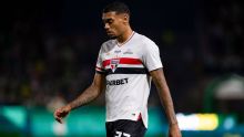 Zagueiro acusa São Paulo de negligência médica, processa clube e pede R$ 14 milhões na Justiça