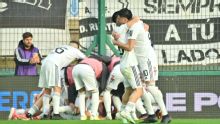 Riestra le ganó en los penales a Gimnasia y pasó a cuartos de final de la Copa Argentina