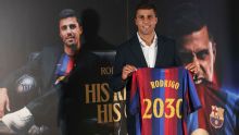 Quais os 'Bolas de Ouro' que jogaram pelo Barcelona e quem pode inspirar Rodri em novo clube