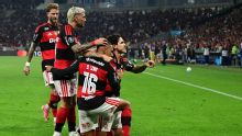 Flamengo vence Cruzeiro em noite de golaços e se classifica às quartas de final da Libertadores