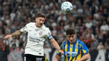 Rosario Central no pudo aprovechar el hombre de más y quedó eliminado ante Corinthians