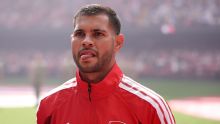Por que Bruno Guimarães não jogou a estreia no Arsenal na Premier League e qual a previsão de retorno do brasileiro aos gramados