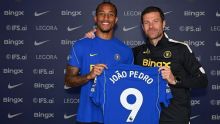 João Pedro renova contrato com Chelsea e faz Xabi Alonso se derreter em elogios: 'Impressionado'