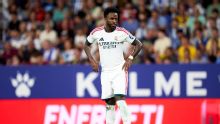 Jornal espanhol dá nota 4 a Vini Jr na estreia do Real Madrid e não perdoa má atuação: 'Sem futebol, aparece a polêmica'
