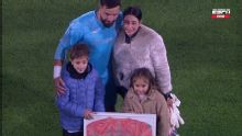 Hernán Galíndez recibió un homenaje por cumplir 100 partidos en Huracán