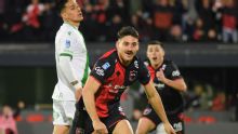 Con un doblete de Cóccaro, Newell's derrotó a Banfield en Rosario